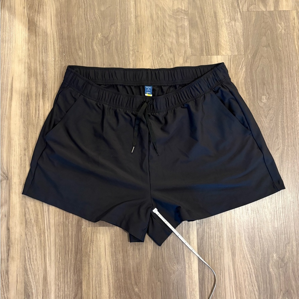 Old Navy Black Athletic Powersoft Shorts